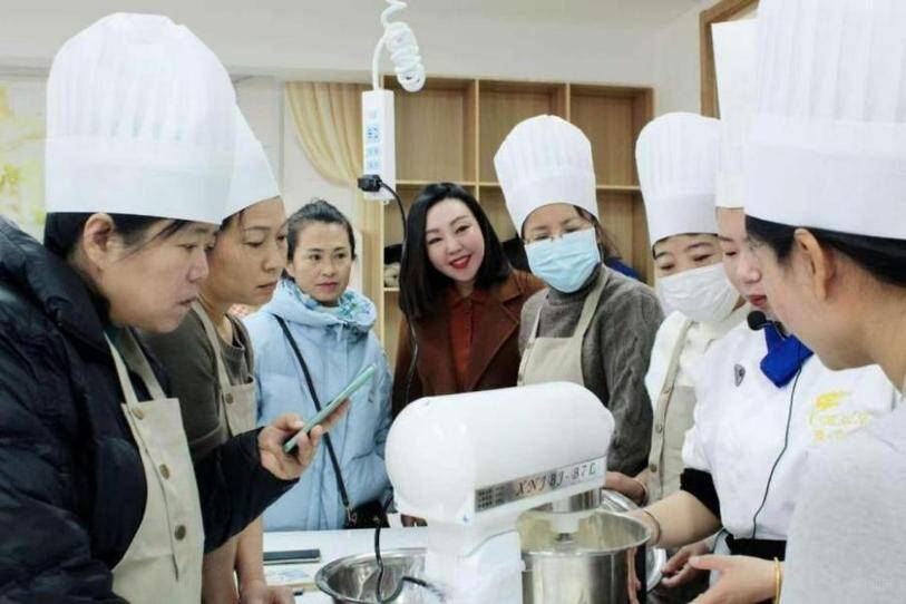 山西：凝聚社会组织“她力量”，做好服务基层“家”文章